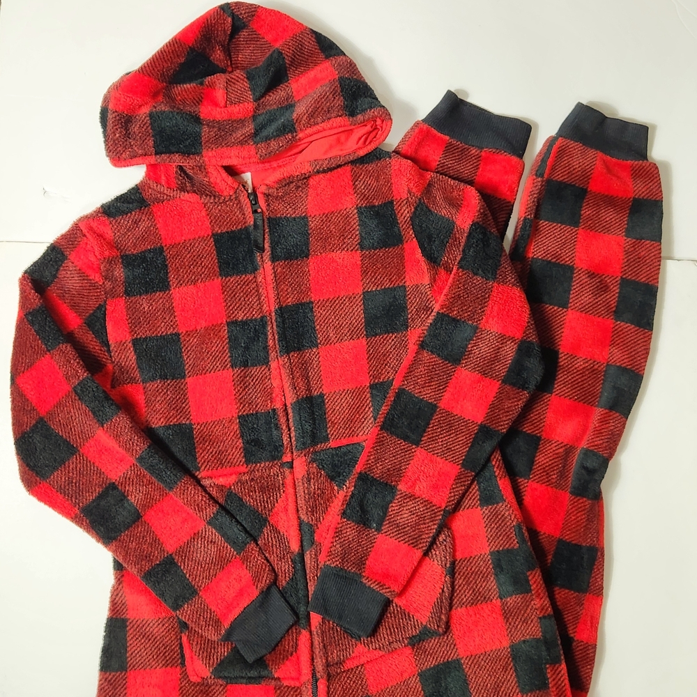 🩷Cat & Jack Girl's Red and Black Onesie Sleepwear Size: 14